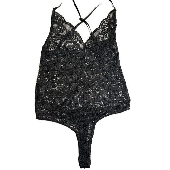 PrettyLittleThings Black Sheer Lace Cross Back Bodysuit Size 4 - Picture 2 of 4